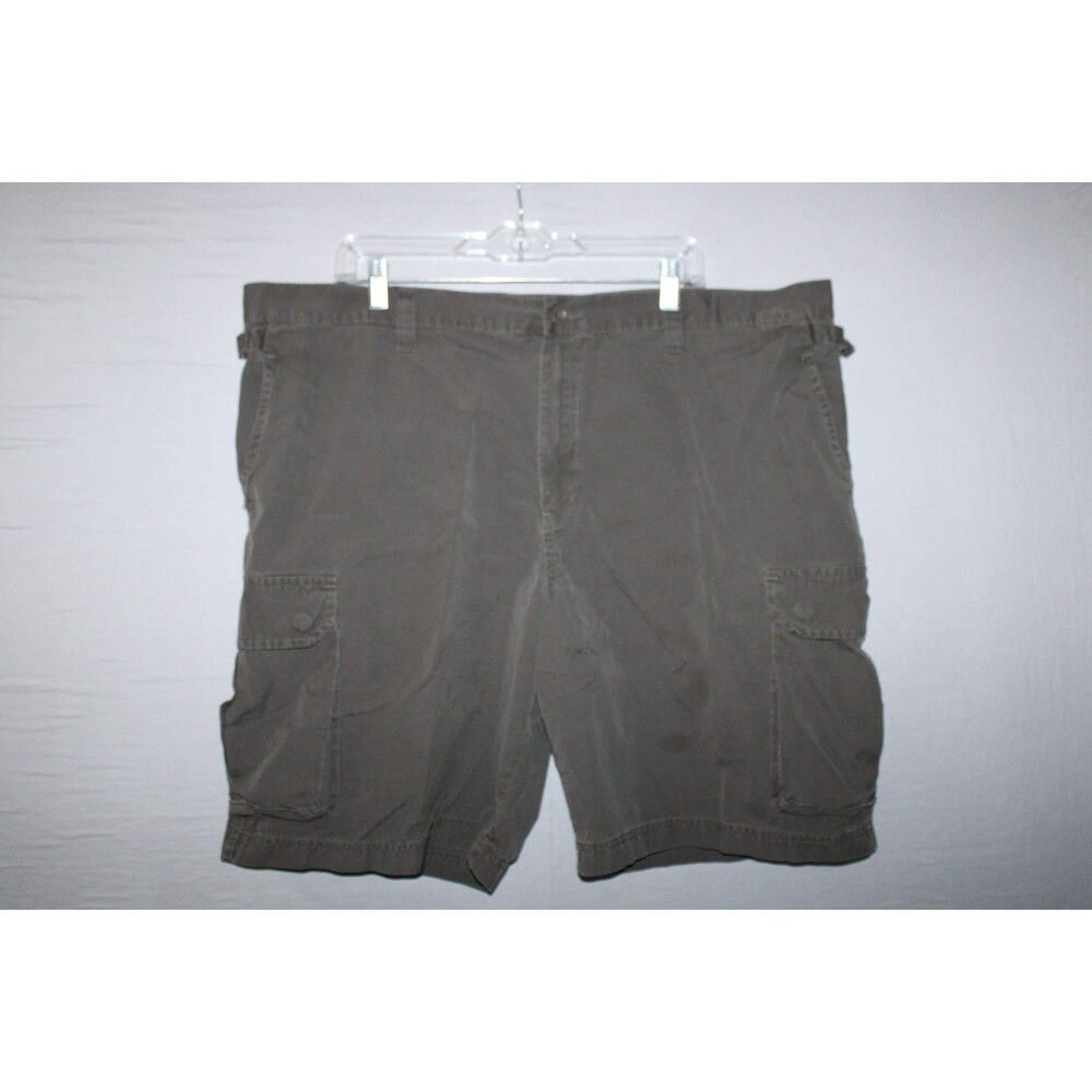CHEROKEE Shorts Size 44 Men's Cargo Shorts Flat Front Relaxed Fit Green Casual